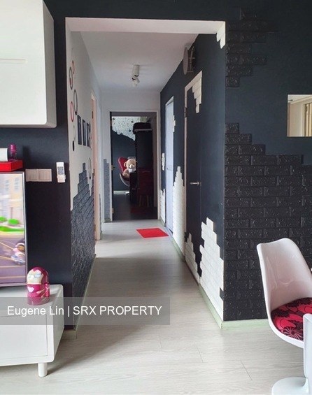 Blk 21 Teban Gardens Road (Jurong East), HDB 4 Rooms #243045981